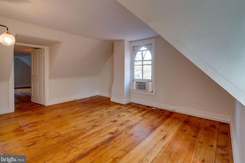 721 Orange St, Lancaster PA  17602-3118 exterior