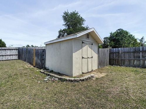 10187 122nd St, Belleview FL  34420-7492 exterior