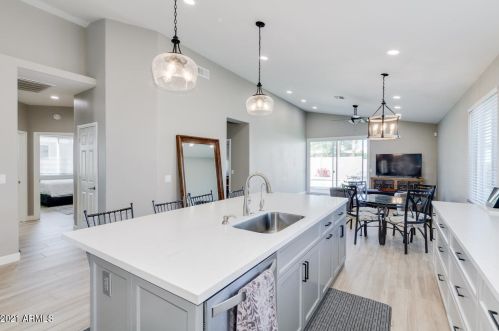 6530 Dublin Ct, Chandler AZ  85226-5808 exterior