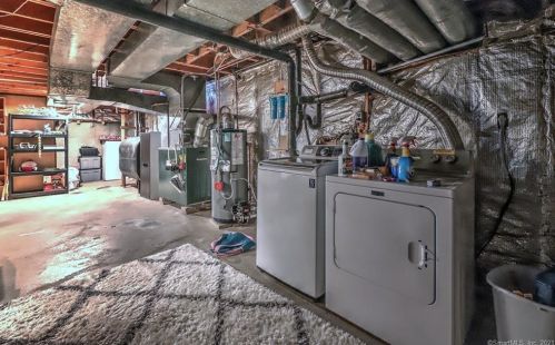 53 Alison Ave, Wallingford CT 06492-3302 exterior