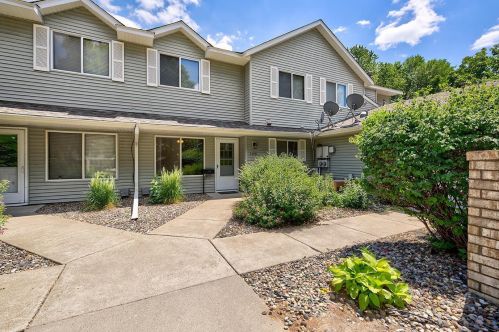 1579 Helmo Ave, Saint Paul, MN 55128-5534