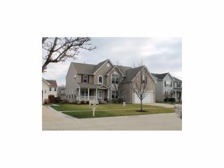 1679 Pine Dr, Avon, OH 44011-1437