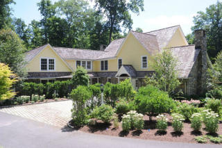 48 Chestnut Woods Rd, West Redding, CT 06896-1819