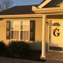 9 Fieldstone Ln, Fayetteville, TN 37334-4842