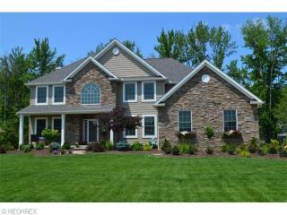 32616 Saint James Trl, Avon, OH 44011-4570