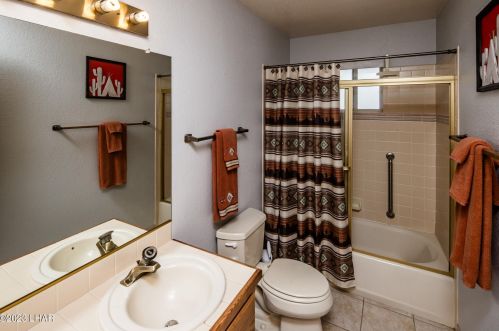 3886 Whaler Dr, Lake Havasu City AZ  86406-4302 exterior