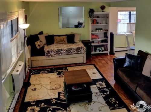 355 Foxwood Ln, Milford, CT 06461-2734