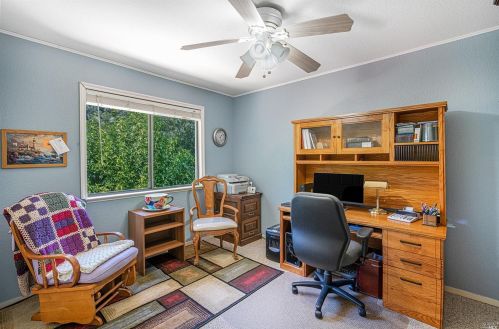 108 Duchess Ct, Windsor CA  95492-8043 exterior