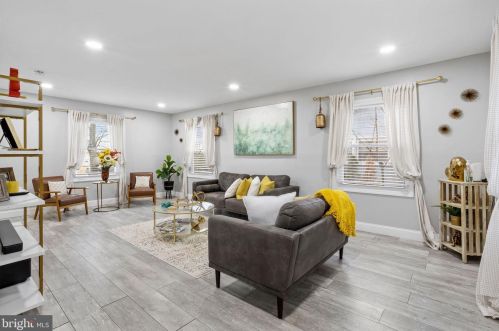 127 Somerset Dr, Willingboro NJ  08046-1415 exterior