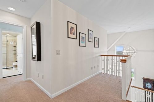 86 Crosswinds Dr, Groton CT  06340-4870 exterior