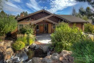 3247 Fairway Hts Dr, Bend OR  97701-6826 exterior