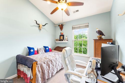 6352 Cullen Pl, Haymarket VA  20169-5400 exterior