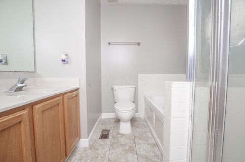 1167 Barlowe Run Dr, Blacklick OH  43004-9082 exterior