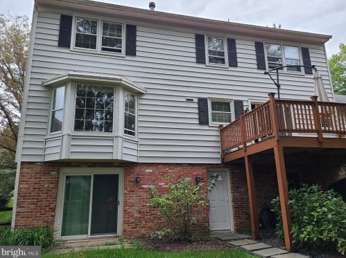 9007 Parliament Dr, Springfield VA  22015-2153 exterior