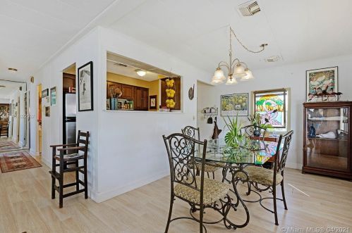 12375 Military Trl, Boynton Beach FL  33436-5575 exterior