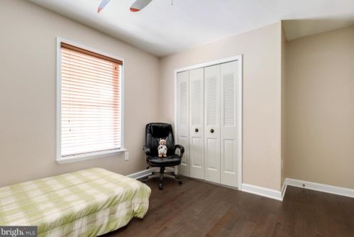 13461 Princedale Dr, Woodbridge VA  22193-3865 exterior