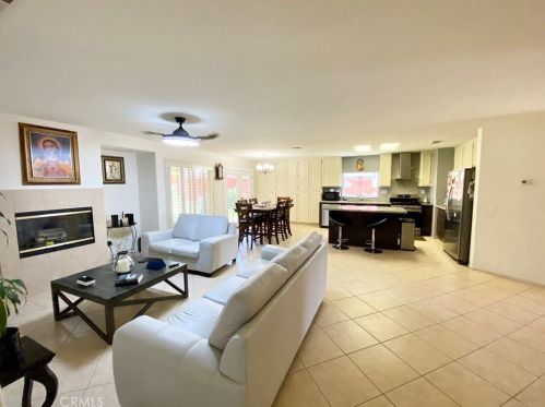 1443 Augusta St, Beaumont CA  92223-7189 exterior