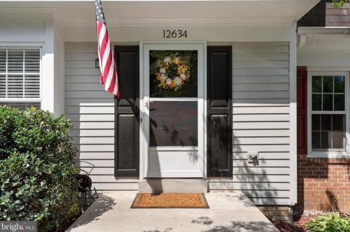 12634 Monarch Ct, Woodbridge VA  22192-5169 exterior