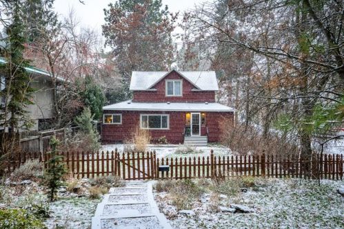 1023 13th Ave, Spokane WA  99202-2525 exterior