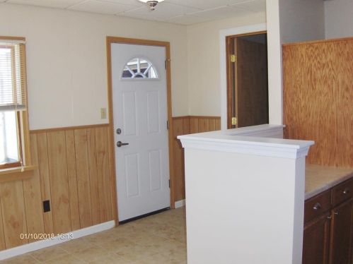 698 Dogwood Rd, Walnutport PA 18088-9522 exterior