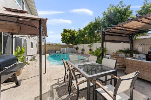 6176 Palau St, Cypress CA  90630-5666 exterior