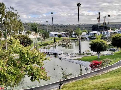 306 Picnic View Ln, Oceanside CA  92056-4809 exterior