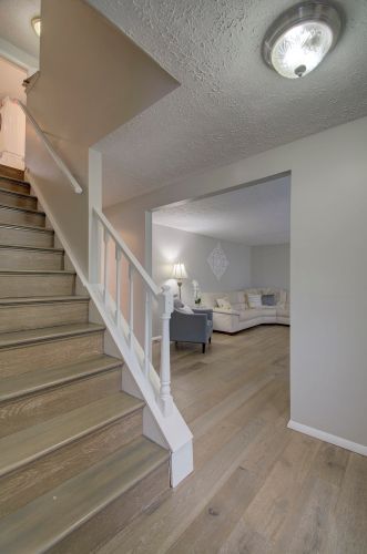 2593 Sierra Dr, Covington, KY 41017-1078