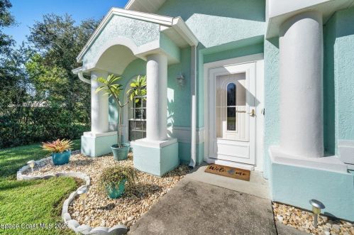 6220 Baker Cir, Cocoa FL  32927-3322 exterior