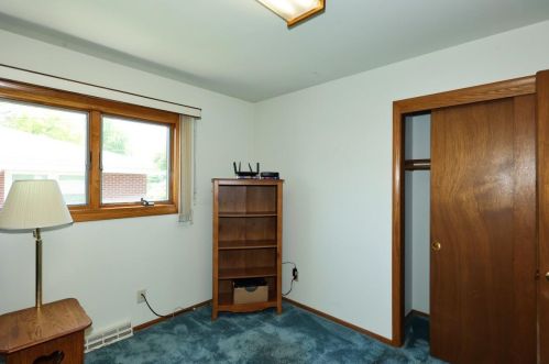 3711 Abbott Ave, Milwaukee WI 53221-3058 exterior