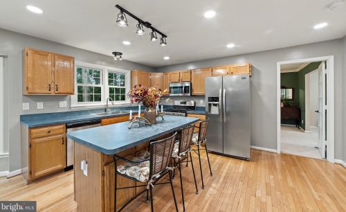10517 Edinburgh Dr, Spotsylvania, VA 22553-1741