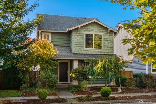 8425 230th Ave, Redmond, WA 98053-1960