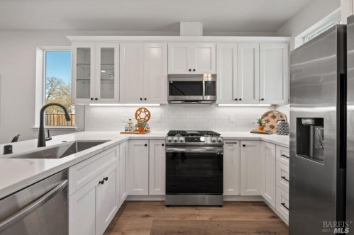 96 Calistoga Rd, Santa Rosa CA  95409-3702 exterior