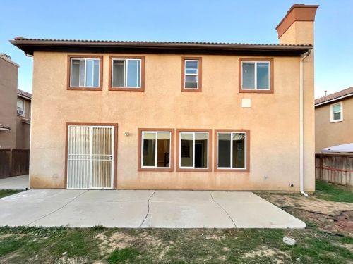 37245 Parkway Dr, Beaumont CA  92223-8104 exterior