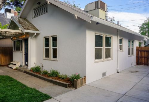 817 Cross St, Woodland CA  95695-4040 exterior