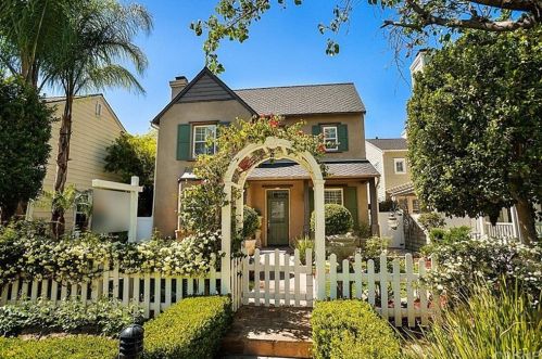 23933 Windward Ln, Santa Clarita, CA 91355-1798