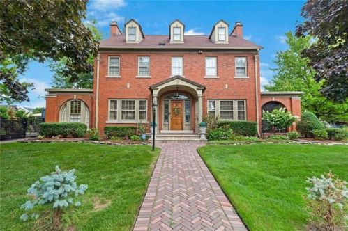 435 Woodbridge Ave, Buffalo, NY 14214-1529
