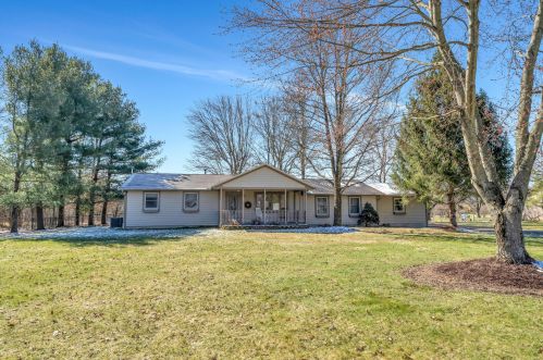7270 Big Walnut Rd, Galena, OH 43021-9325