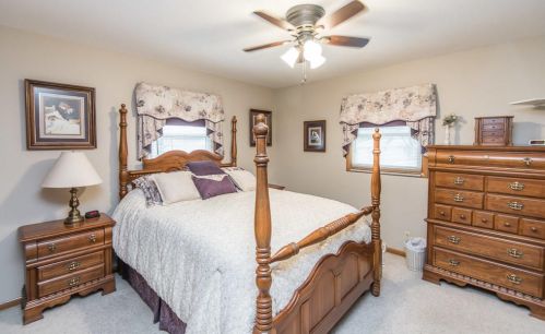 5030 20th St, Milwaukee WI 53233-2506 exterior