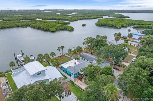 5959 Riverside Dr, Daytona Beach FL 32127-6445 exterior