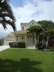 325 Hernando St, Fort Pierce FL  34949-3240 exterior