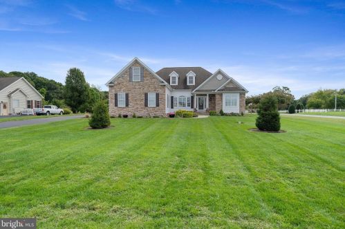 16394 Winding River Dr, Milton DE  19968-3053 exterior