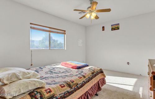 8826 12 St, Phoenix AZ 85086-7450 exterior