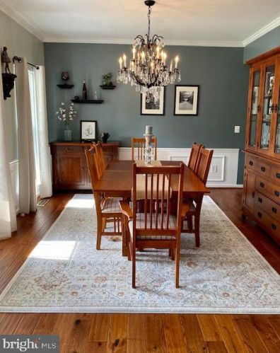 500 Rosemary Ln, Purcellville VA  20132-3274 exterior