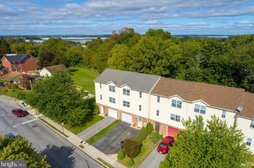 67 2 St, Alburtis PA  18011-5003 exterior