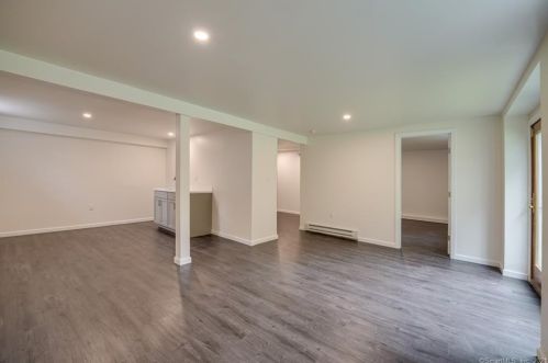 80 Circle Dr, Litchfield CT  06750-1710 exterior