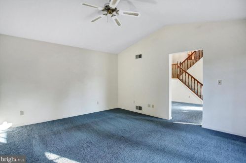 120 Strayer Dr, Carlisle PA  17013-4407 exterior