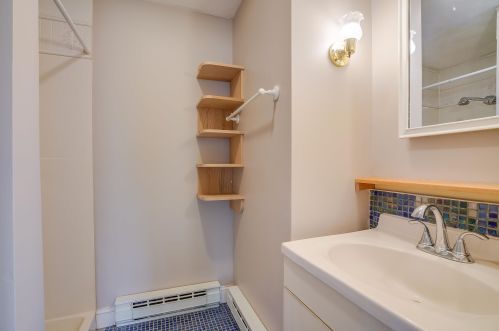 11 Stonewall Rd, Alton NH  03809-5149 exterior