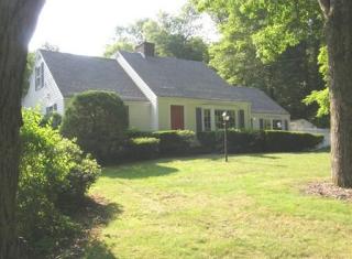 1115 Washington St, Canton MA  02021-2137 exterior