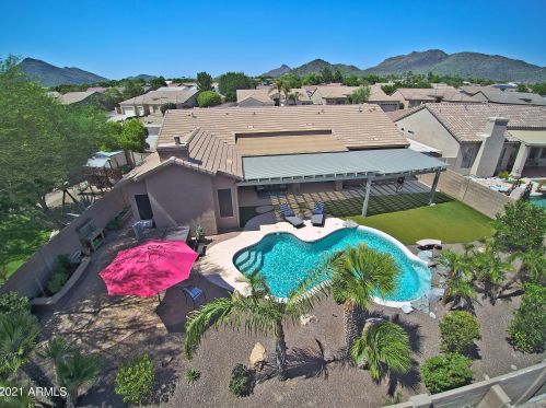 4655 Fallen Leaf Ln, Glendale, AZ 85310-3039