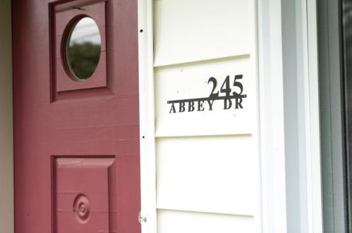 245 Abbey Dr, Cumberland, RI 02864-4605